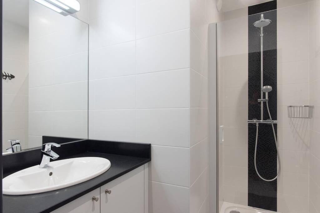 Appartement 4 Etoiles Vue Mer Et Bord De Plage Chez Odette Сен Мало Екстериор снимка